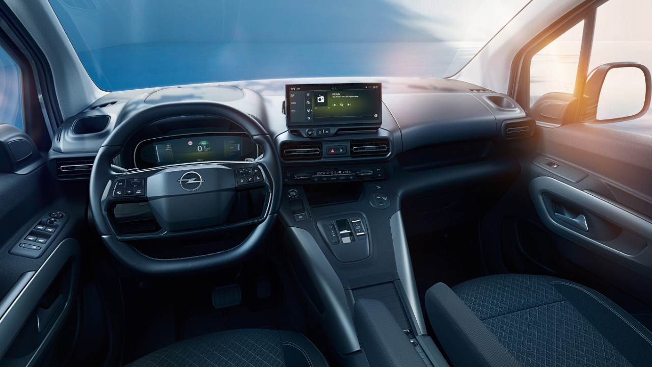 Interior view of the Opel Combo